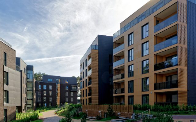 How to Work in International Real Estate World